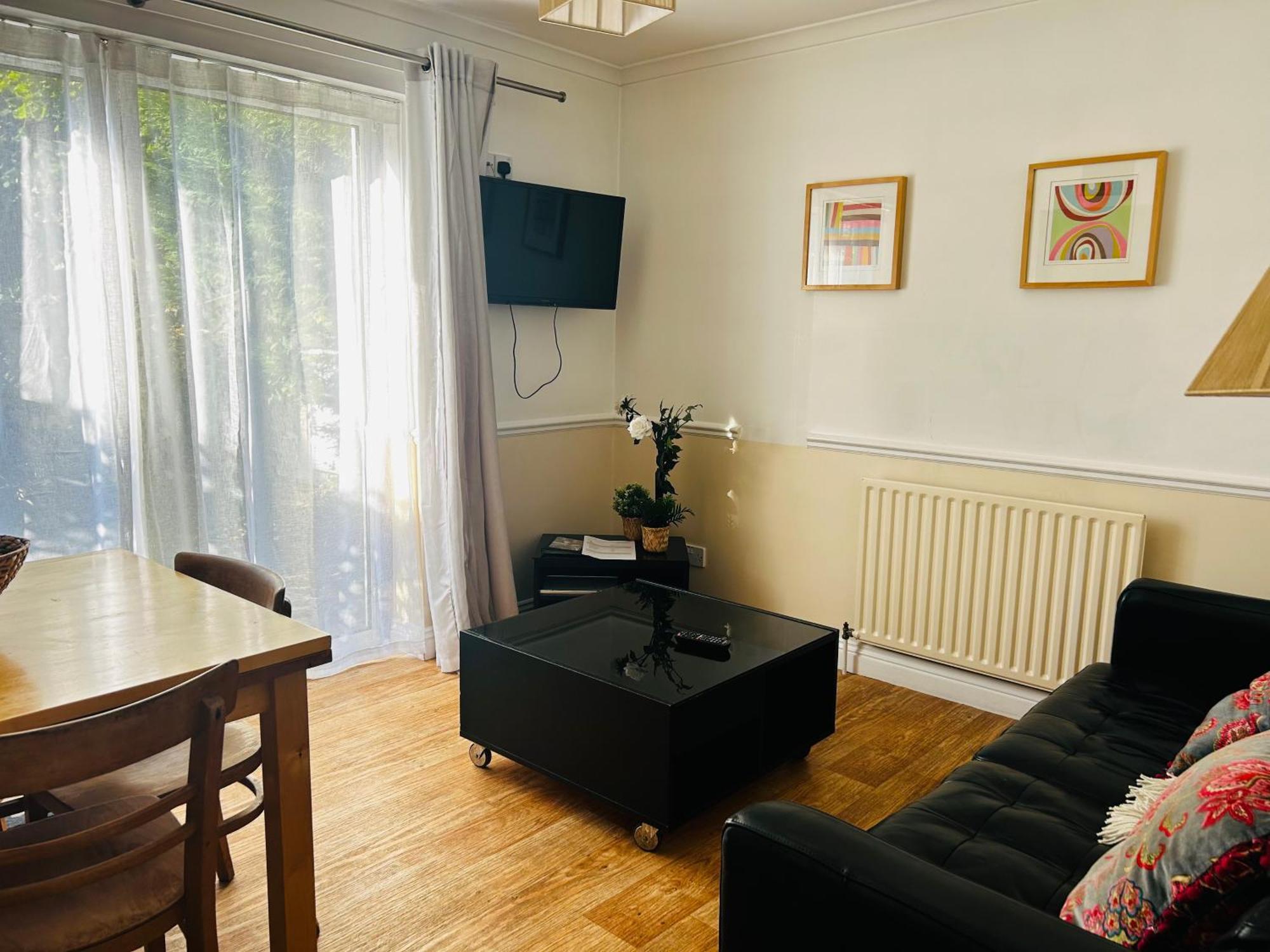 Byways Serviced Apartments Salisbury Dış mekan fotoğraf