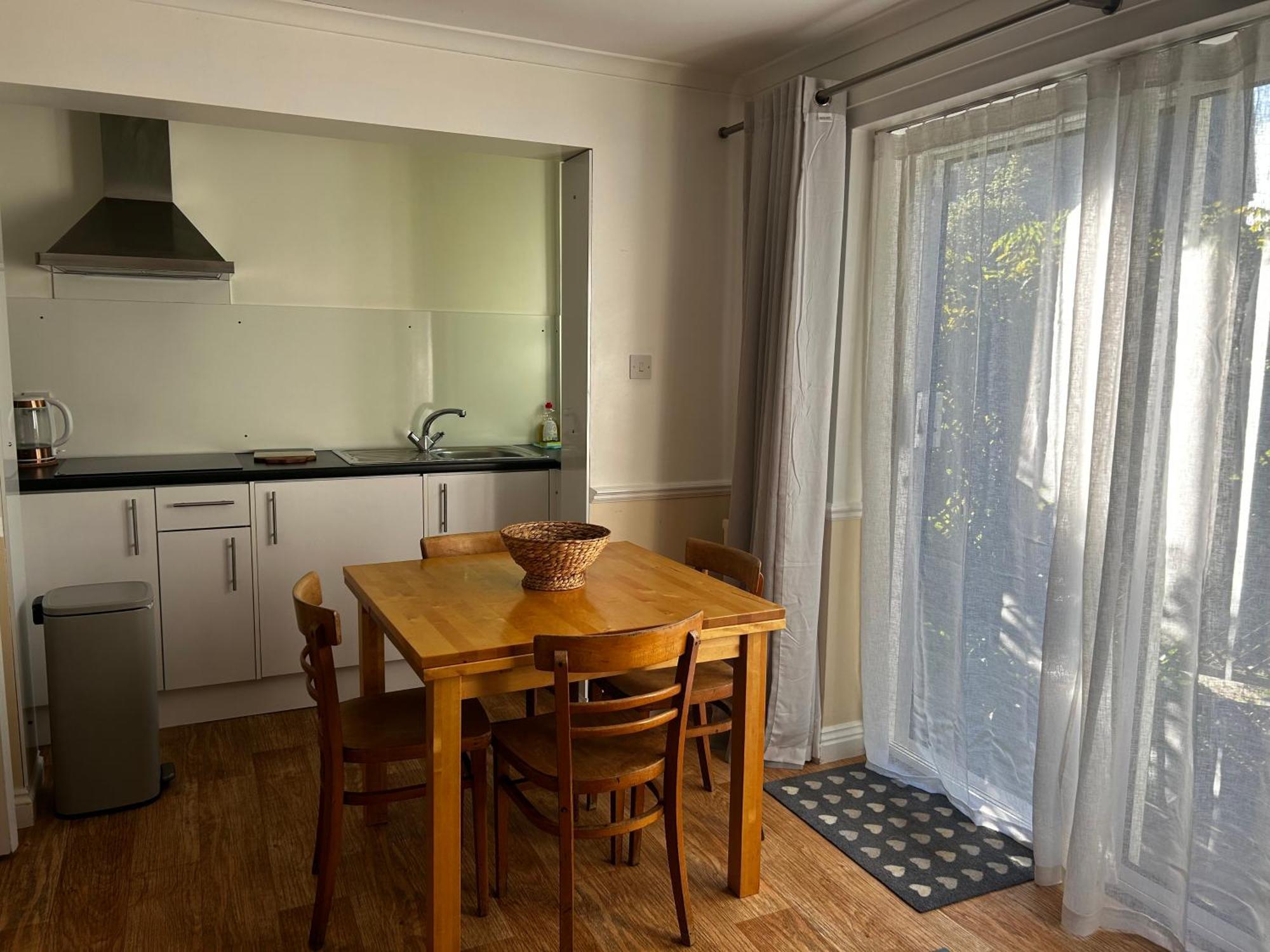 Byways Serviced Apartments Salisbury Dış mekan fotoğraf