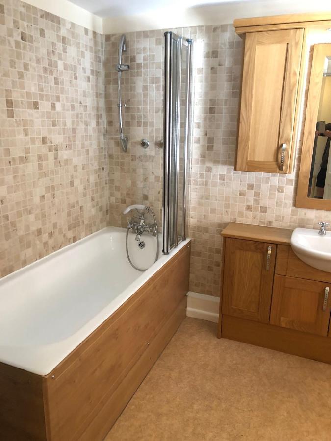 Byways Serviced Apartments Salisbury Dış mekan fotoğraf