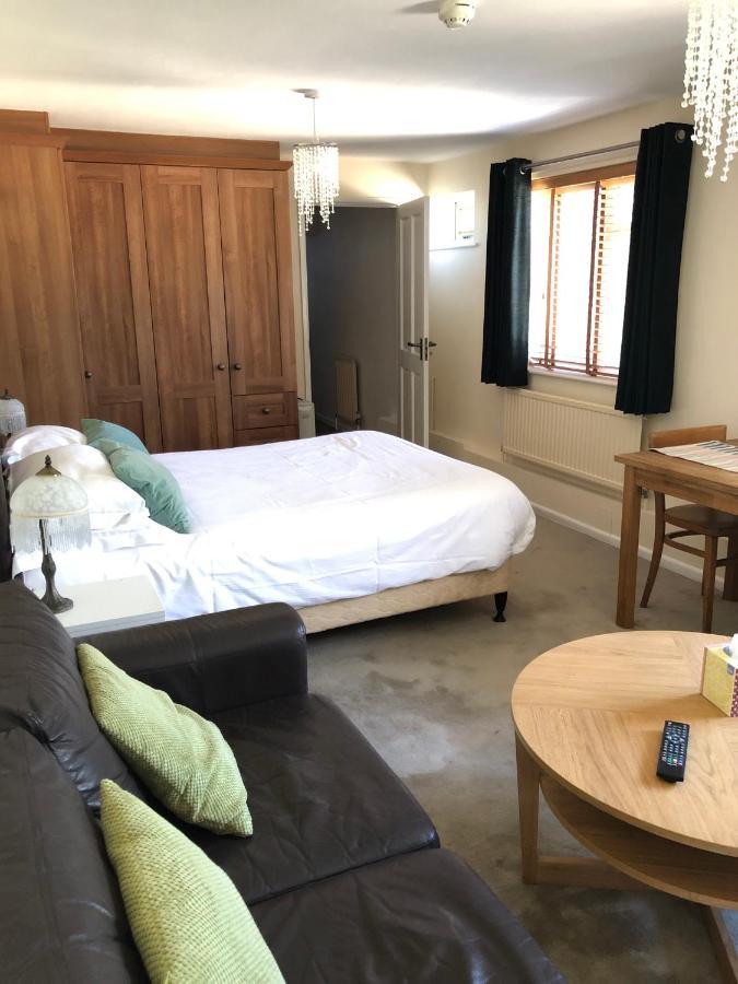 Byways Serviced Apartments Salisbury Dış mekan fotoğraf